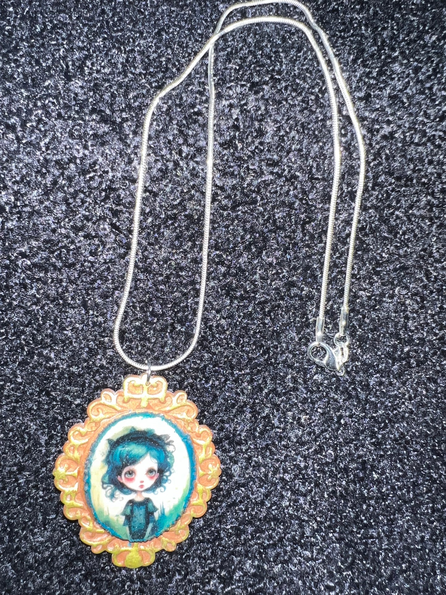 Luna Cameo Necklace