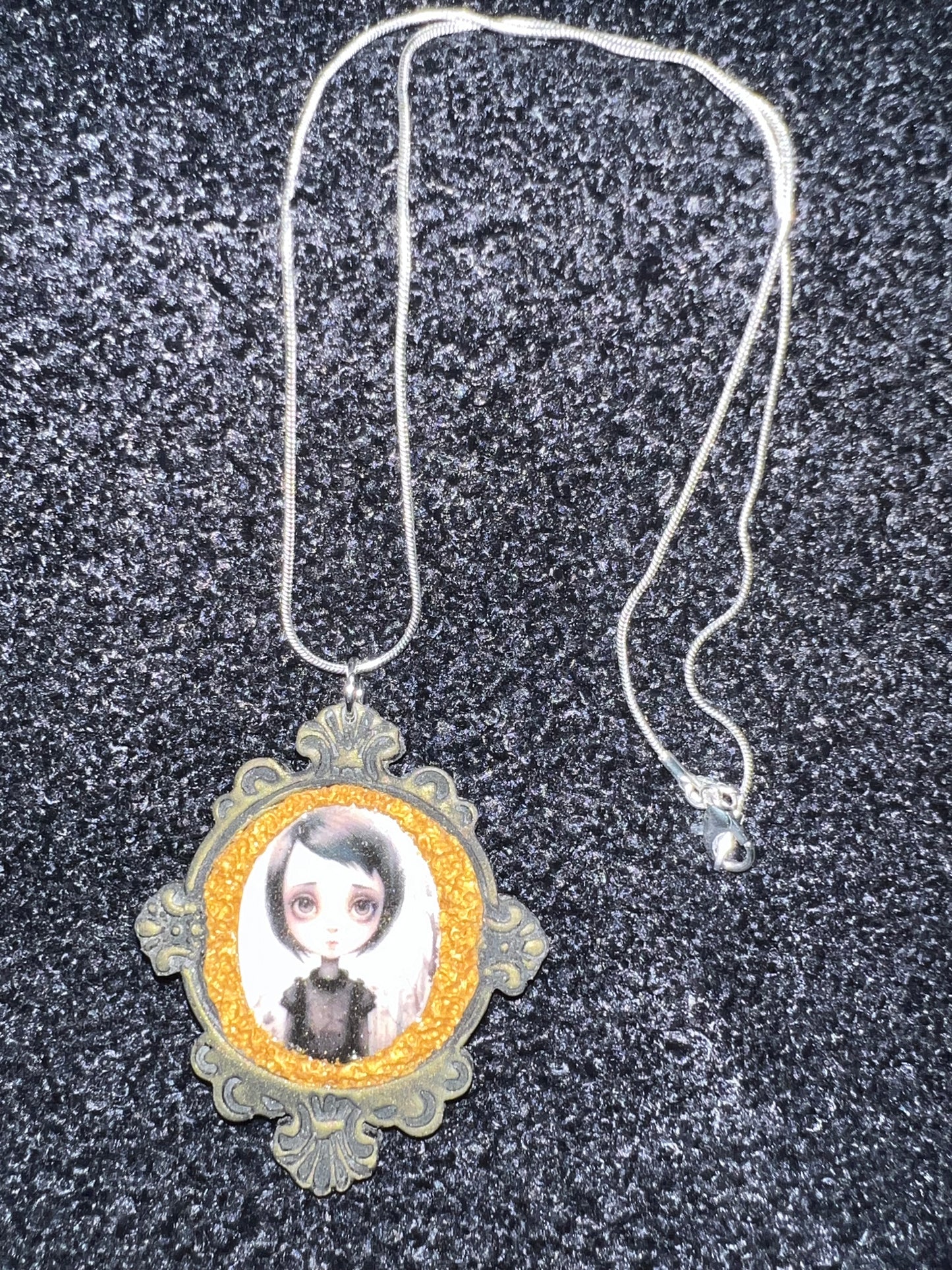 Lorena Cameo Necklace