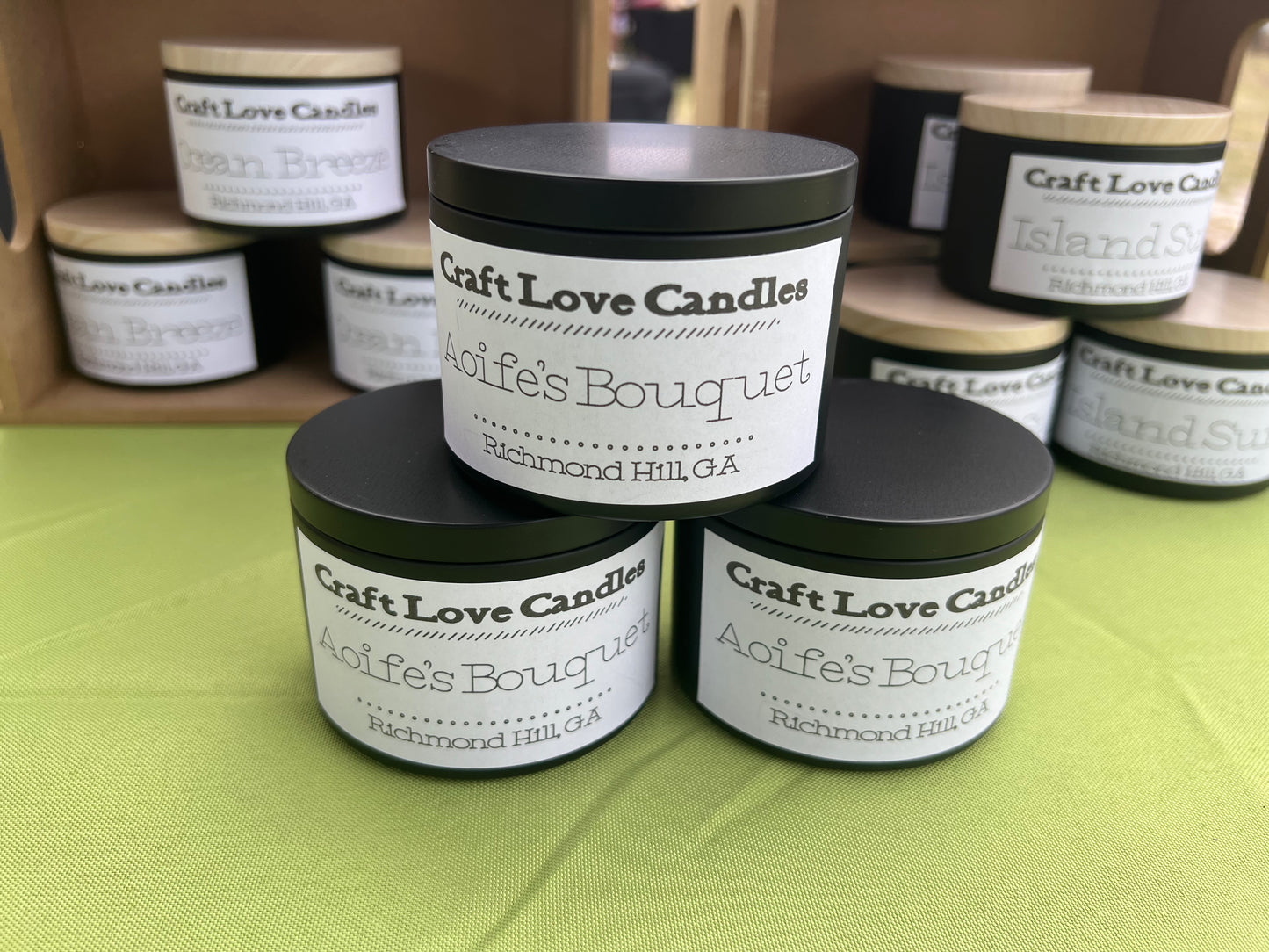 Aoife's Bouquet 8oz Candle Tin