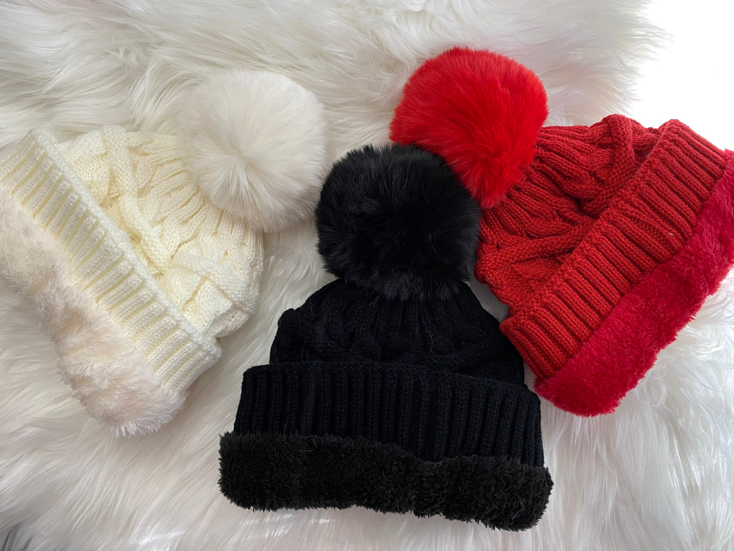 Knit Fuzzy Fleece Lined Beanie with Pom Pom