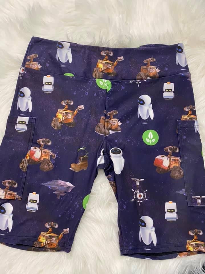 Space Robots Biker Short with pockets