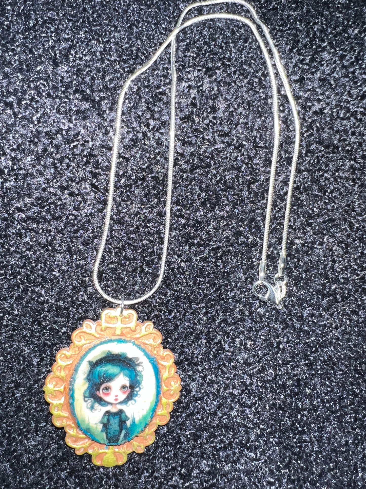 Desdemona Cameo Necklace