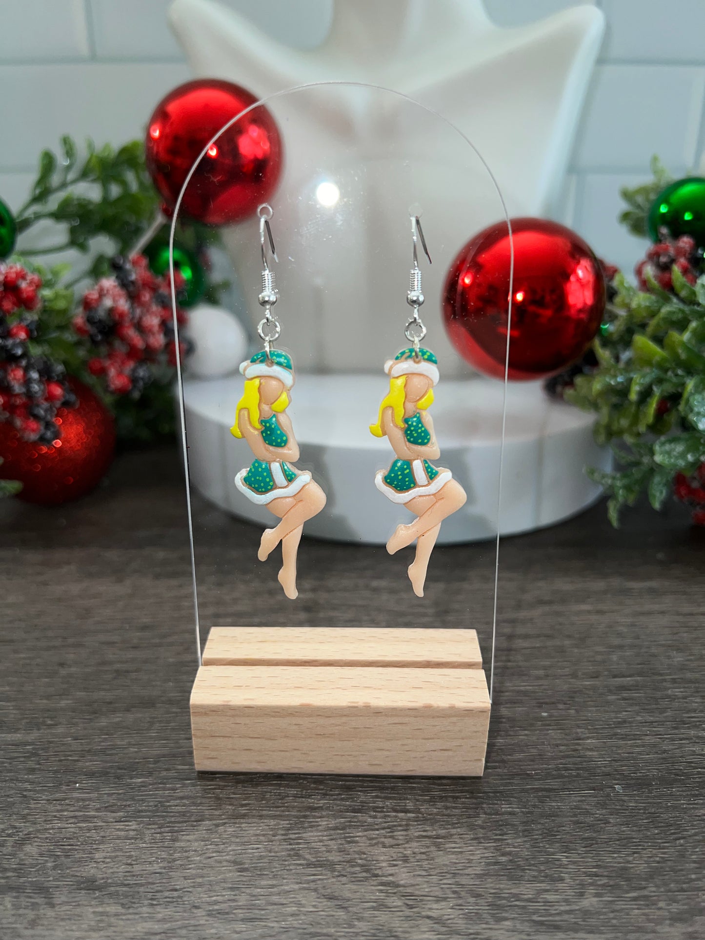 Elf Pin-Up - Merry Collection- Hook Earring