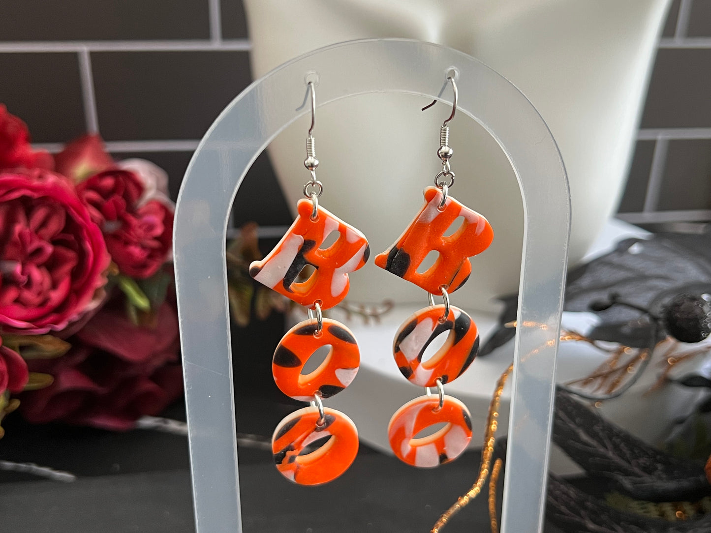 BOO Spooky Hook Earring- D