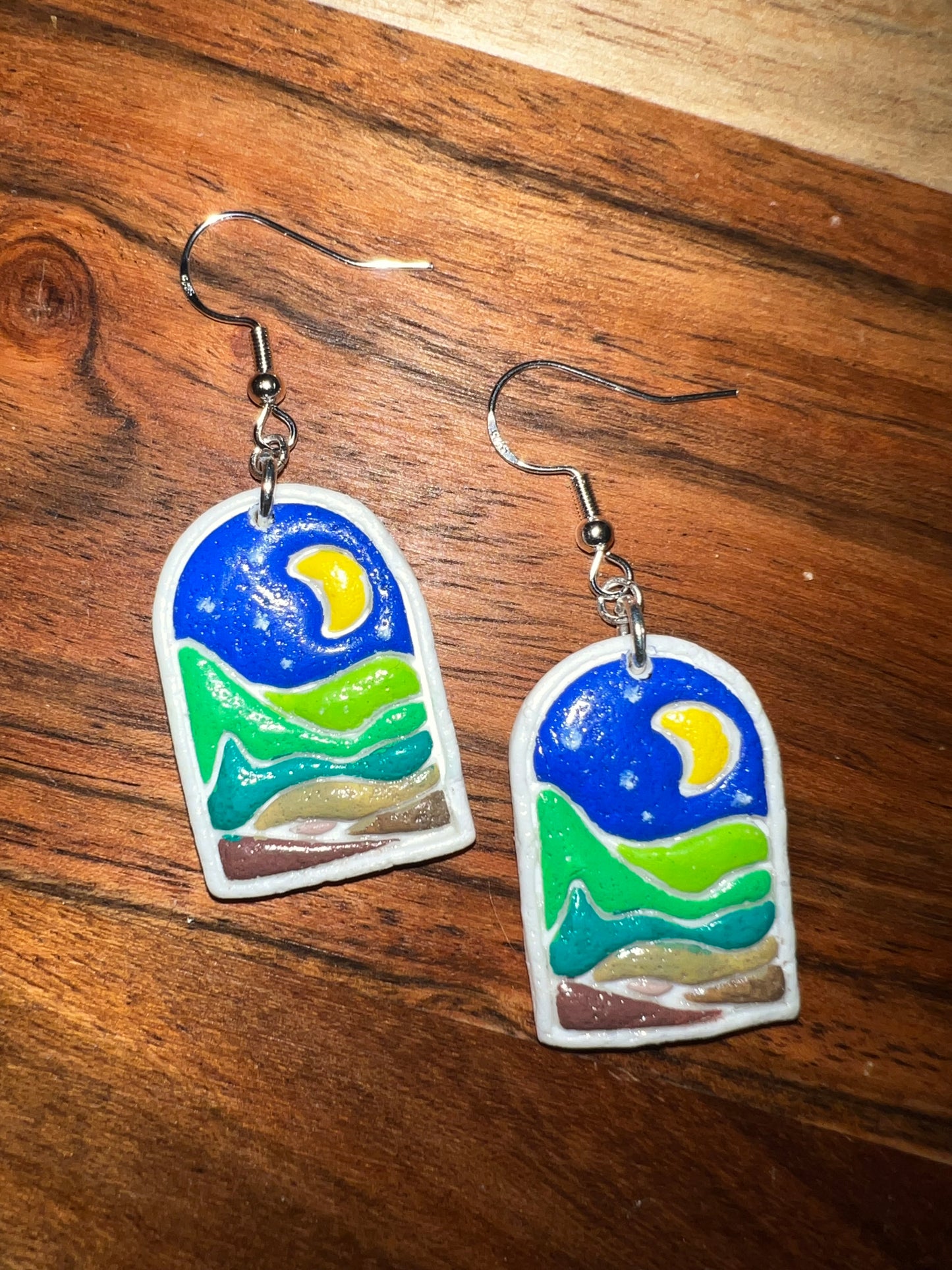 Hilly Night Arch Scene- Hook Earring