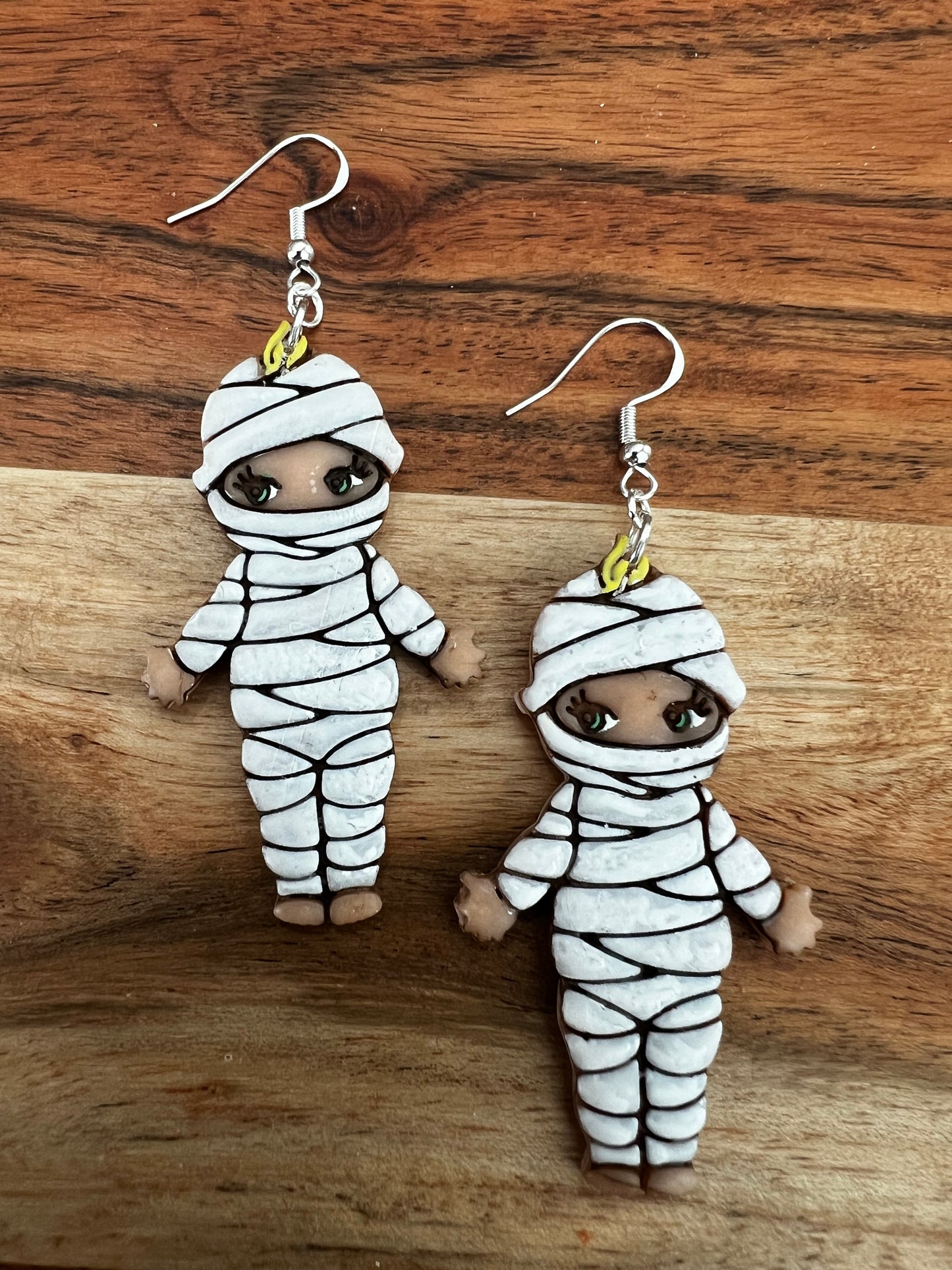 Cutie Mummy- Hook Earring