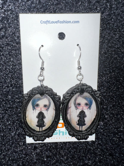 Grisel Cameo- Hook Earring