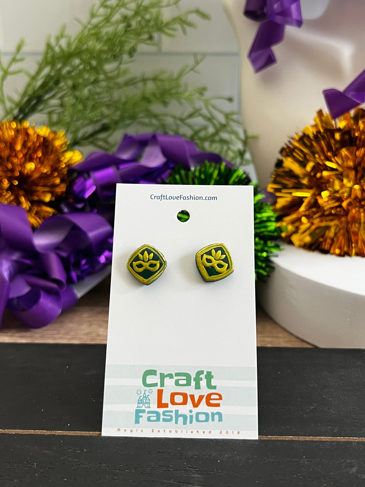 Masks- Green- Mardi Gras- Stud Earring