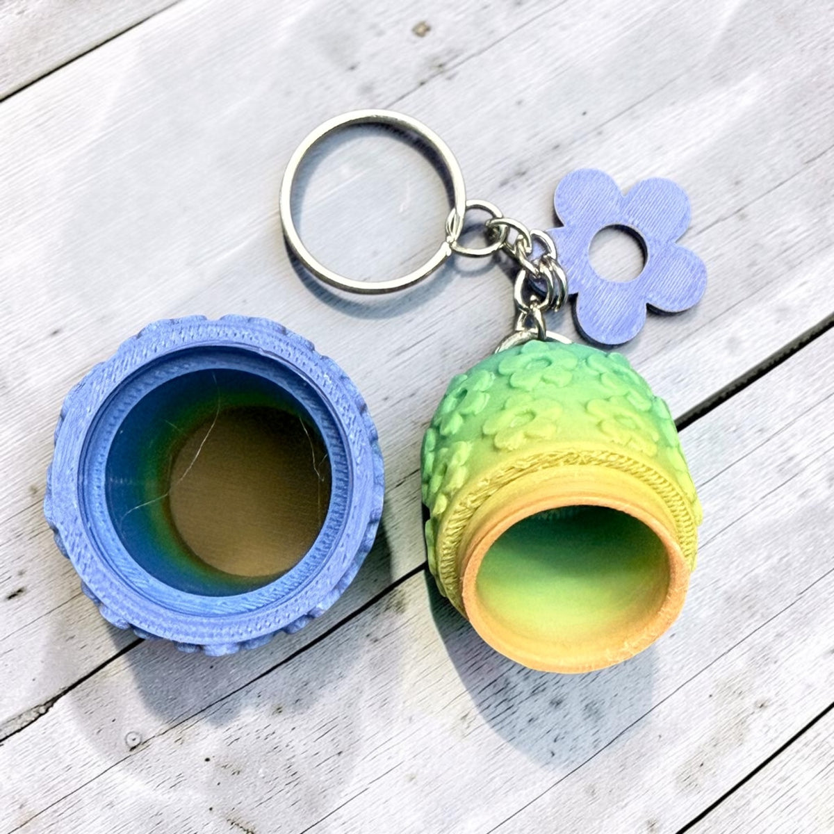 Floral Holder Keychain- 3D print- cool rainbow ombré