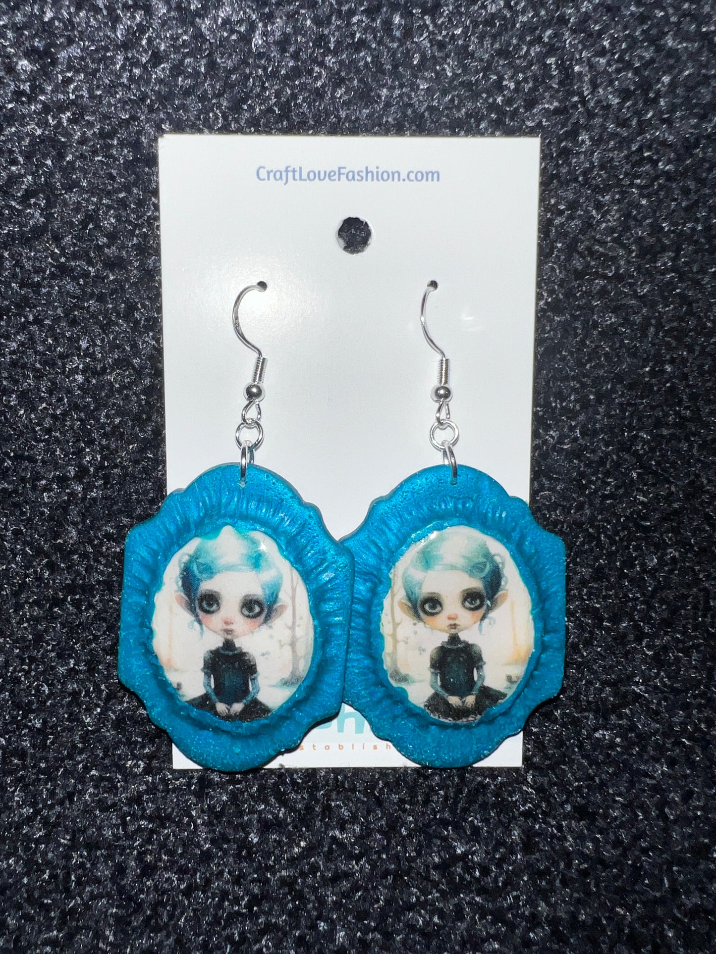 Antha Cameo- Hook Earring