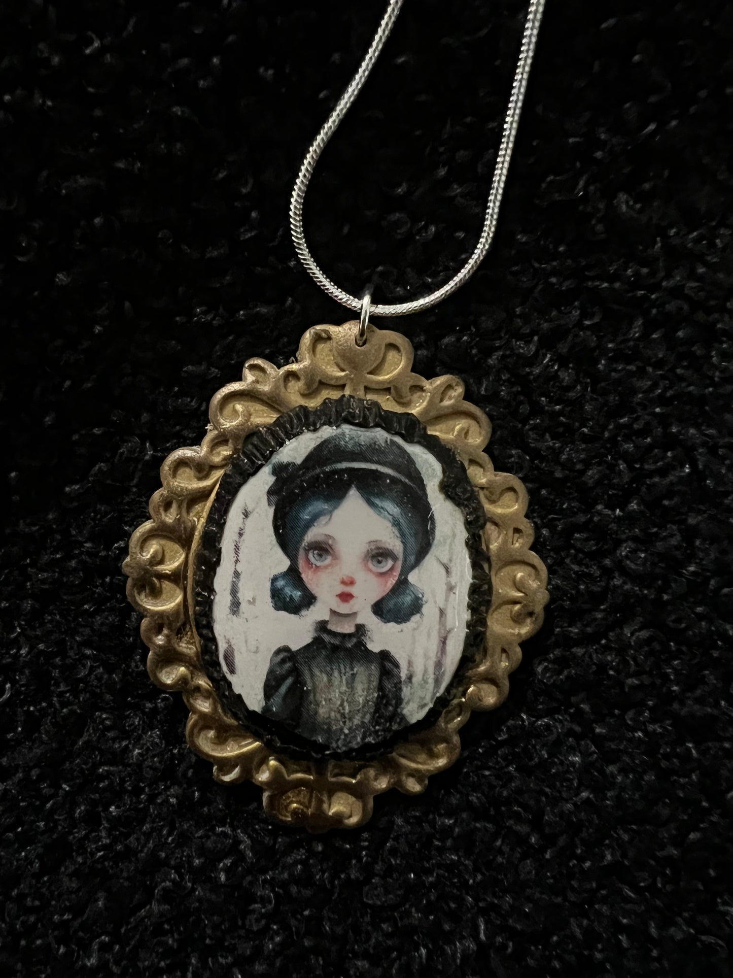 Desdemona Cameo Necklace