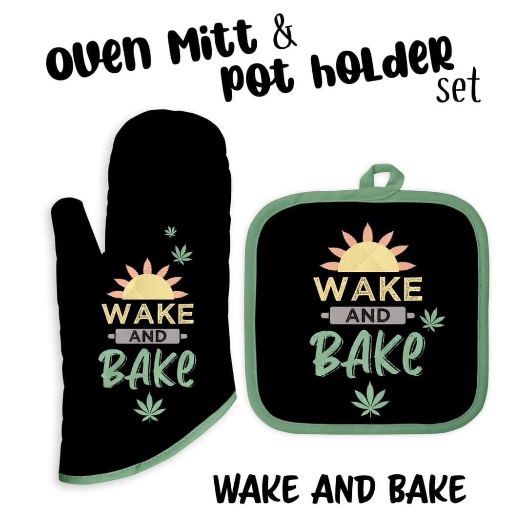 Wake and Bake Oven Mitt and Pot Holder set
