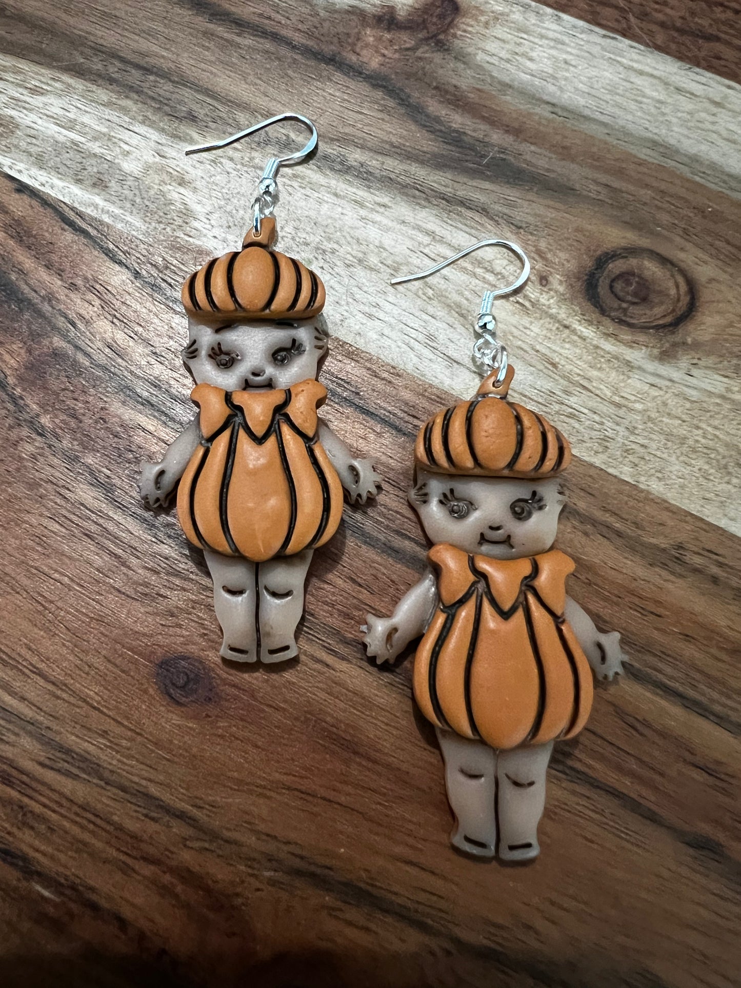 Cutie Squash- Hook Earring