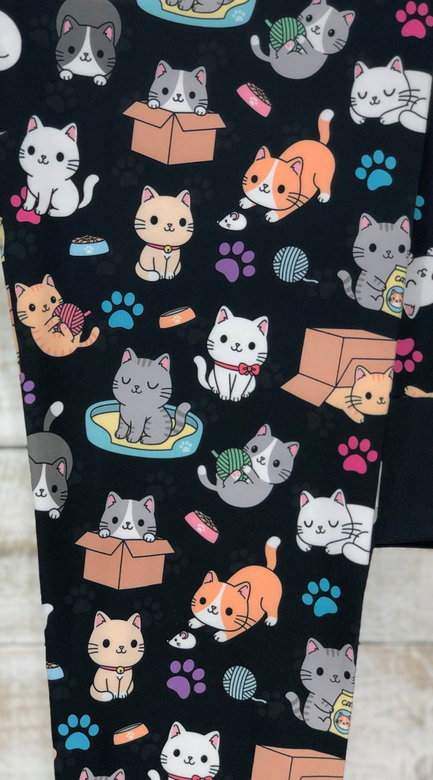 RTS - Playful Kitten Leggings