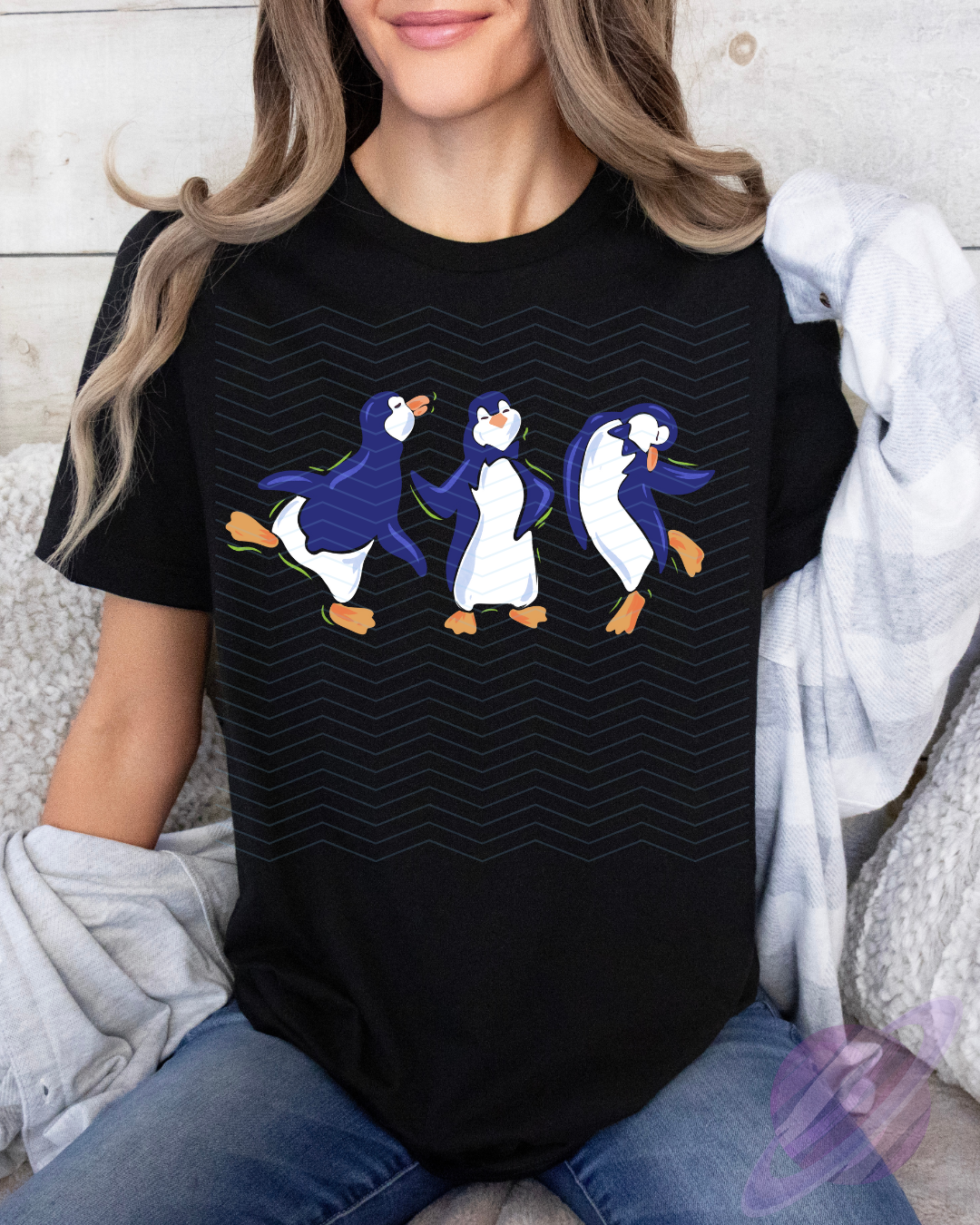 FLORAL PENGUIN TEE