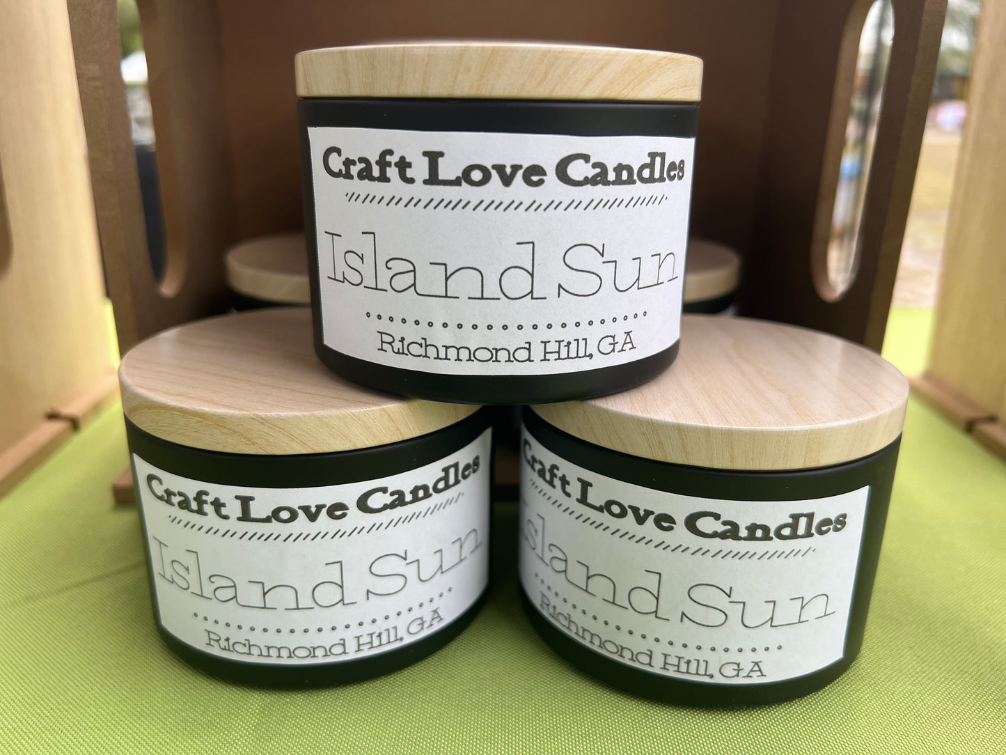 Island Sun 8oz Candle Tin