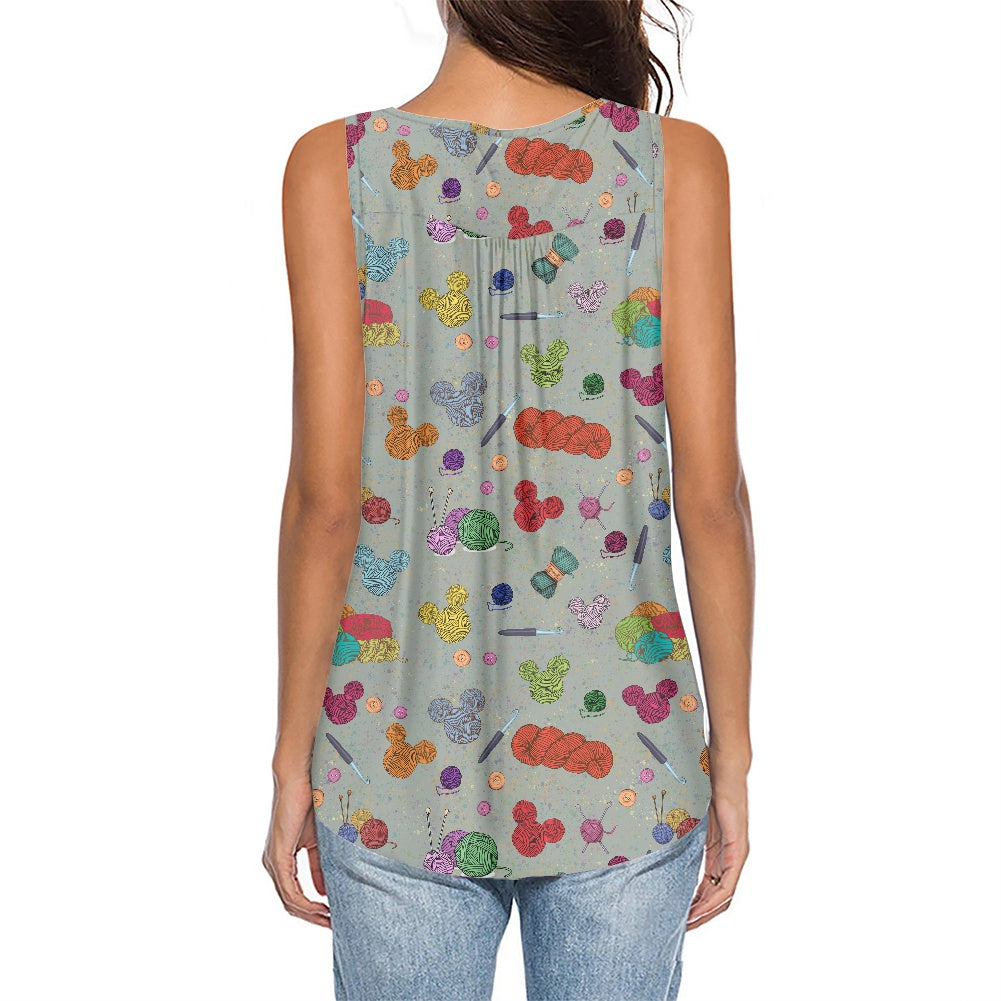 Mouse Yarn All-Over Print Women's Sleeveless V-Neck Top